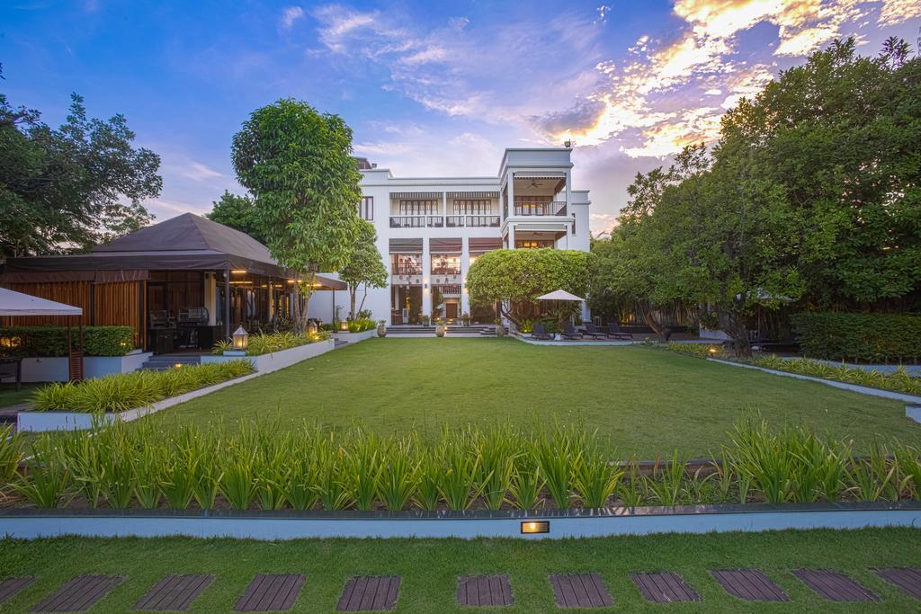 Aruntara Riverside Boutique Hotel Chiang Mai Exterior foto